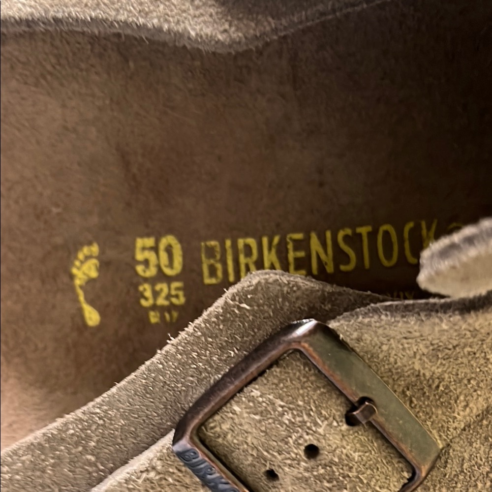 Birkenstock Tan Slippers with Adjustable Strap and Cork Footbed - Picture 2 of 5